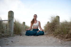 Christina Buckley Mount Beach yoga
